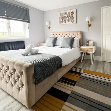 Willa Beautiful Newly Renovated House In Rainham Essex Zewnętrze zdjęcie